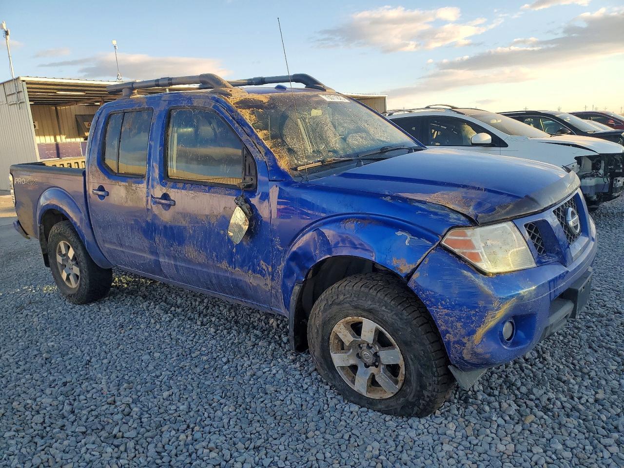 2012 NISSAN Frontier