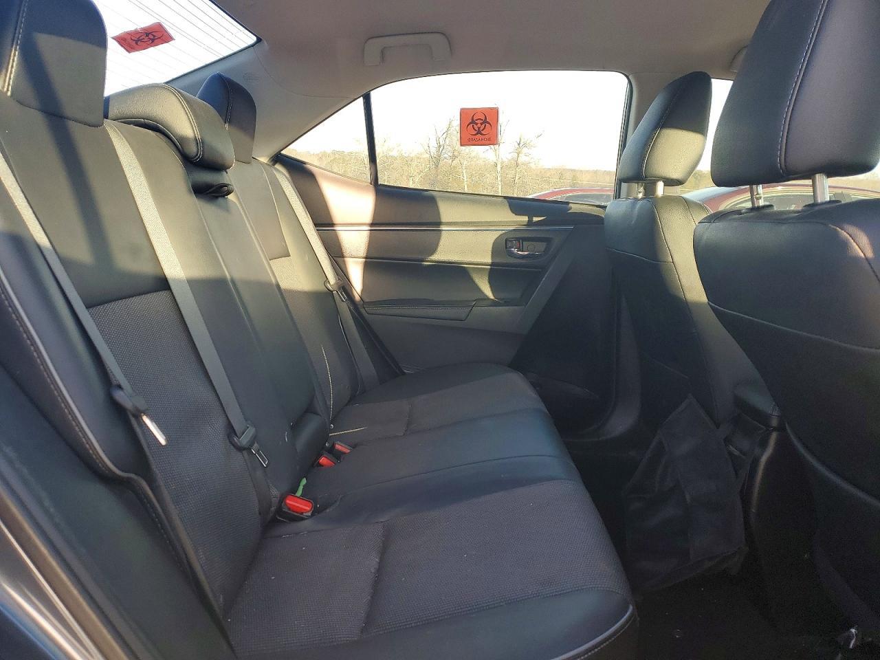 2015 TOYOTA COROLLA