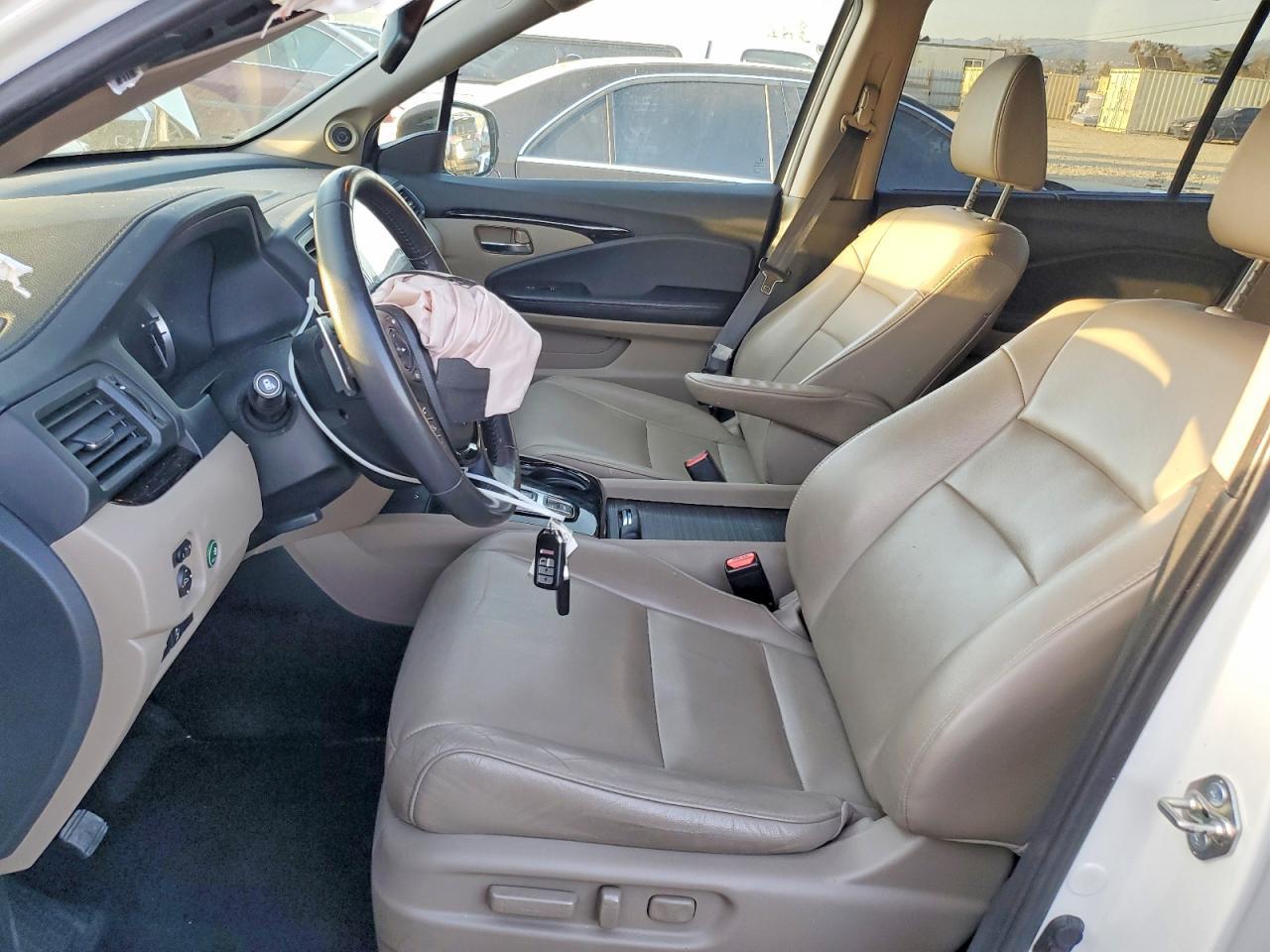 2017 HONDA PILOT