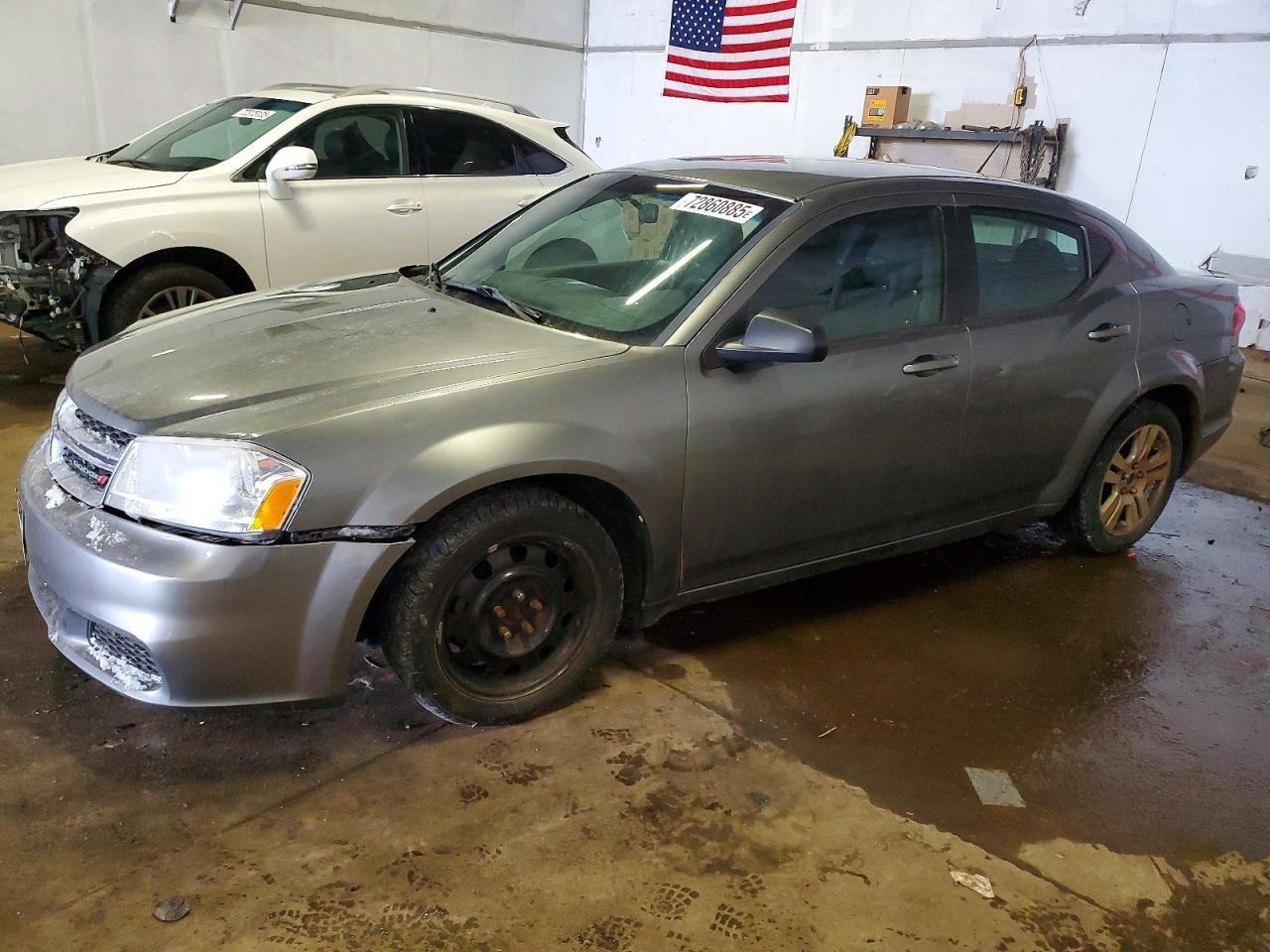 2013 DODGE Avenger