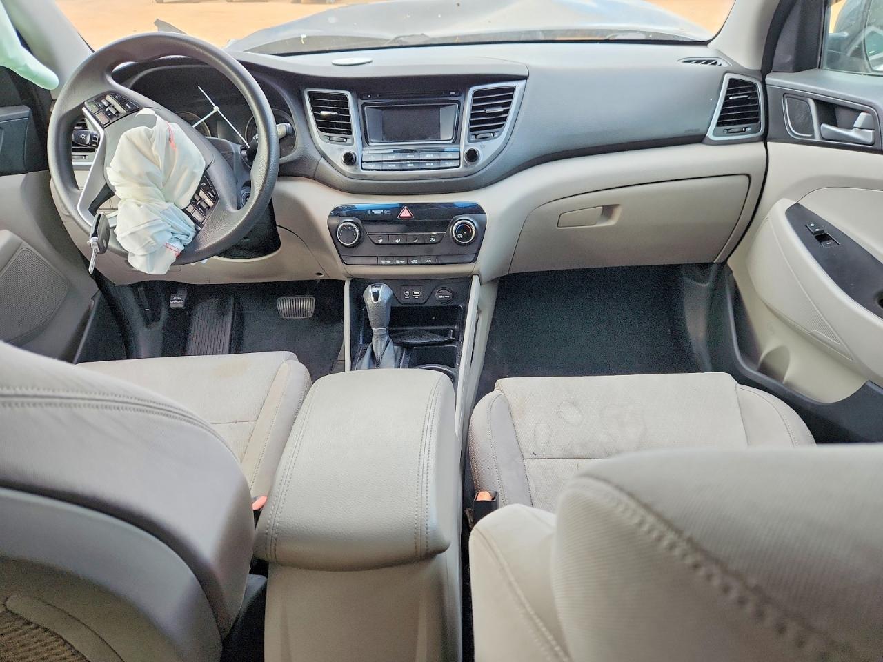 2016 HYUNDAI TUCSON