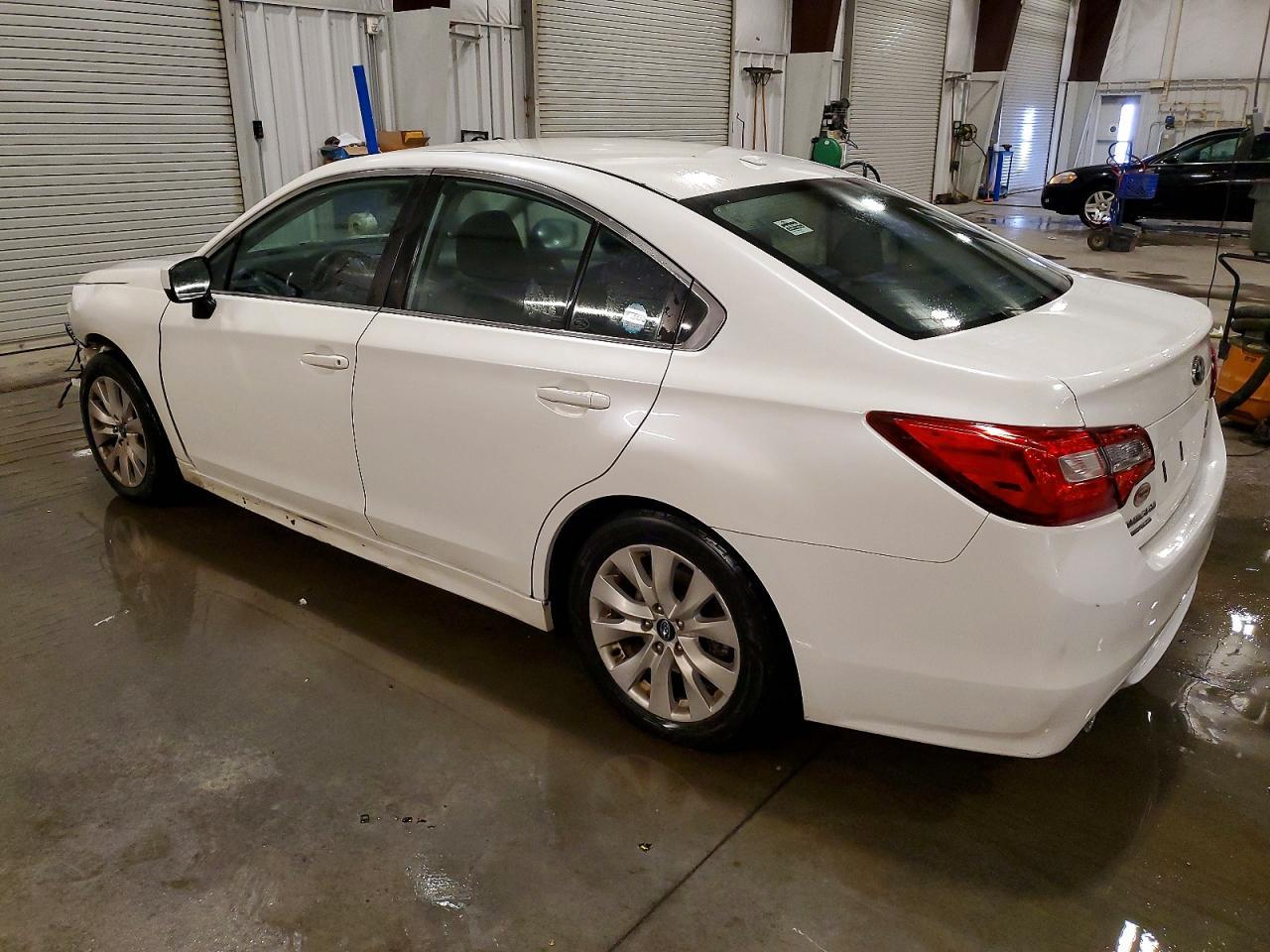 2015 SUBARU Legacy