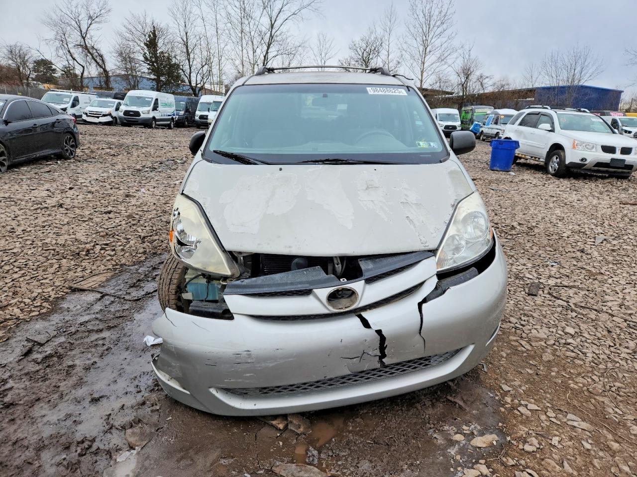 2006 TOYOTA SIENNA
