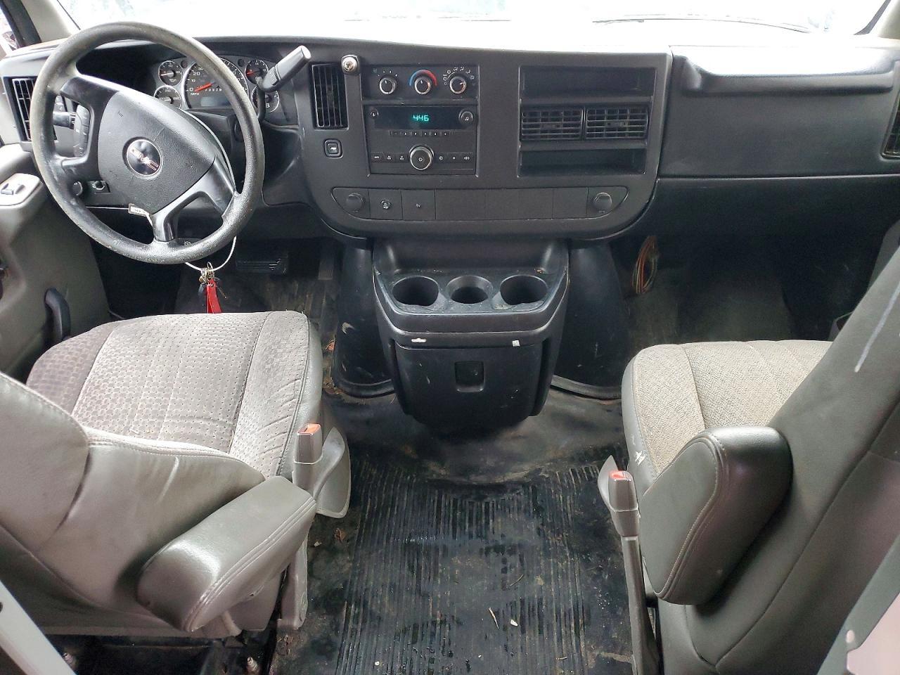 2012 GMC Savana