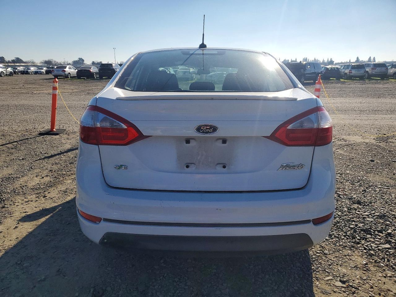 2014 FORD Fiesta