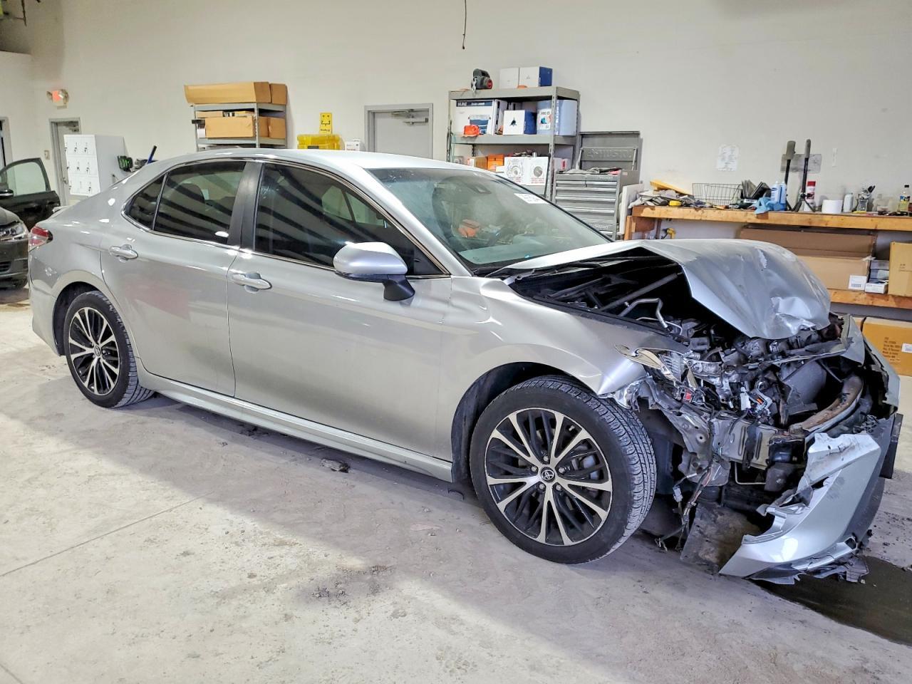 2018 TOYOTA CAMRY