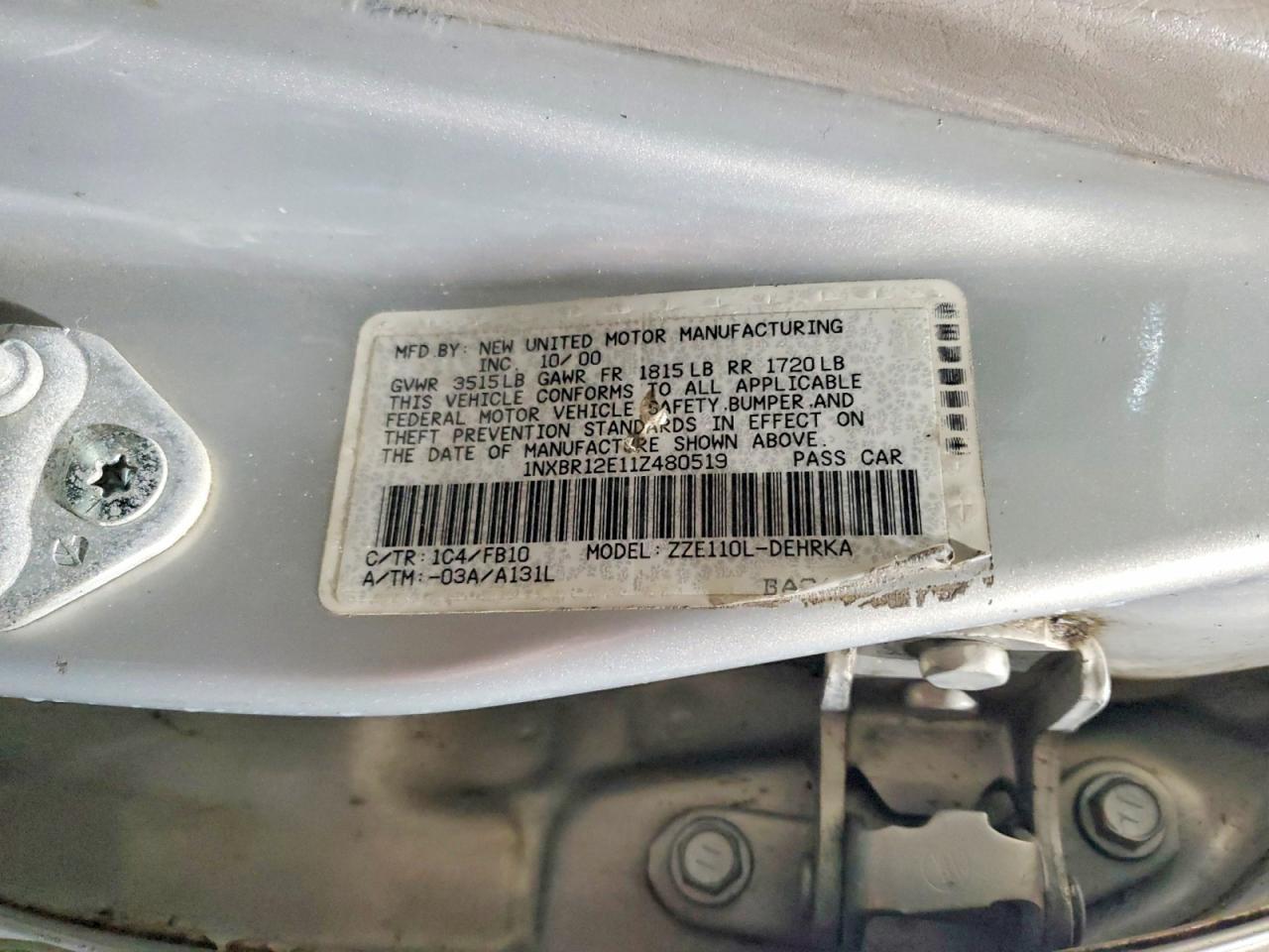2001 TOYOTA COROLLA