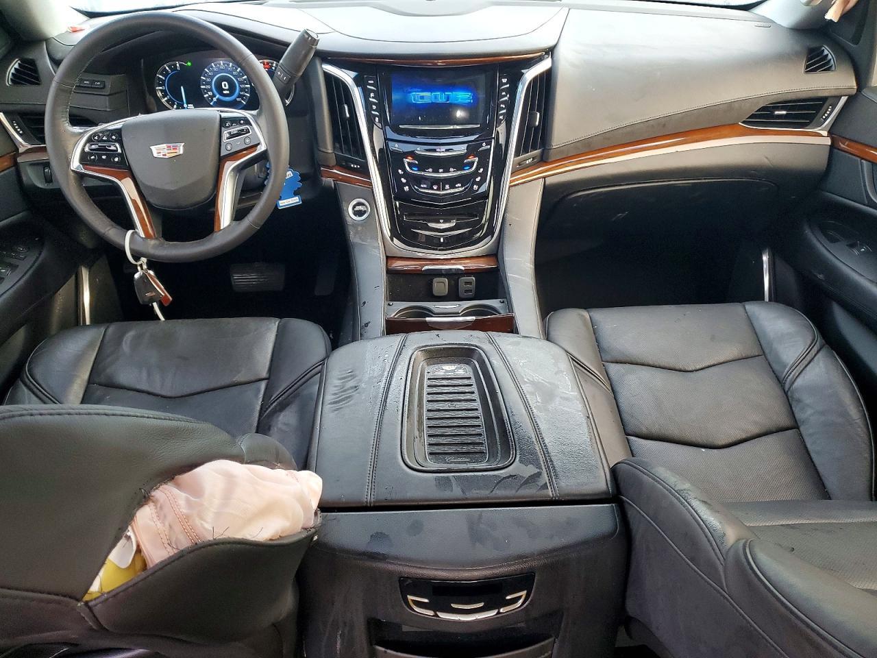 2018 CADILLAC ESCALADE