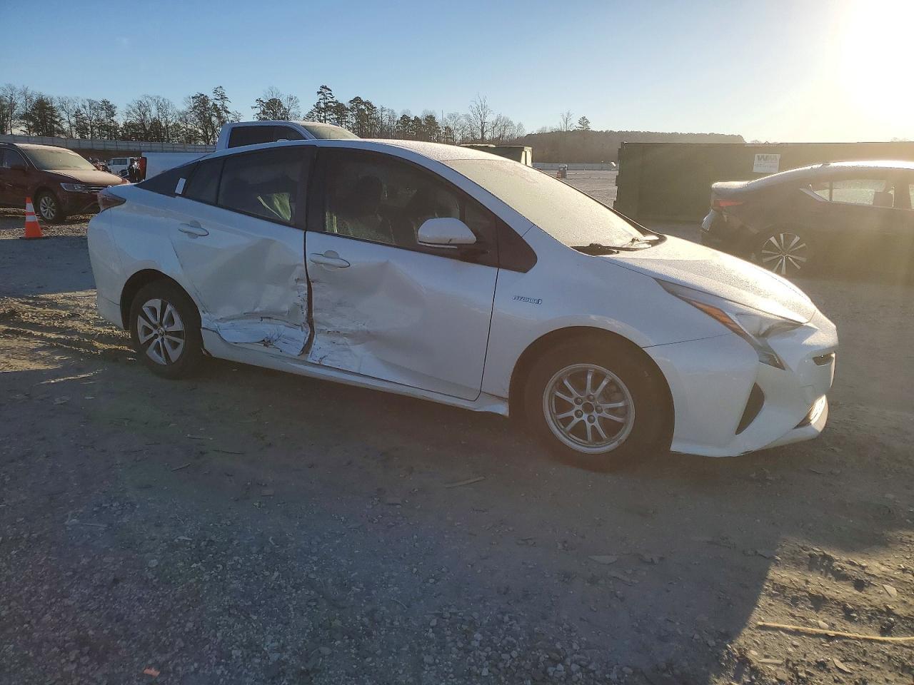 2018 TOYOTA PRIUS