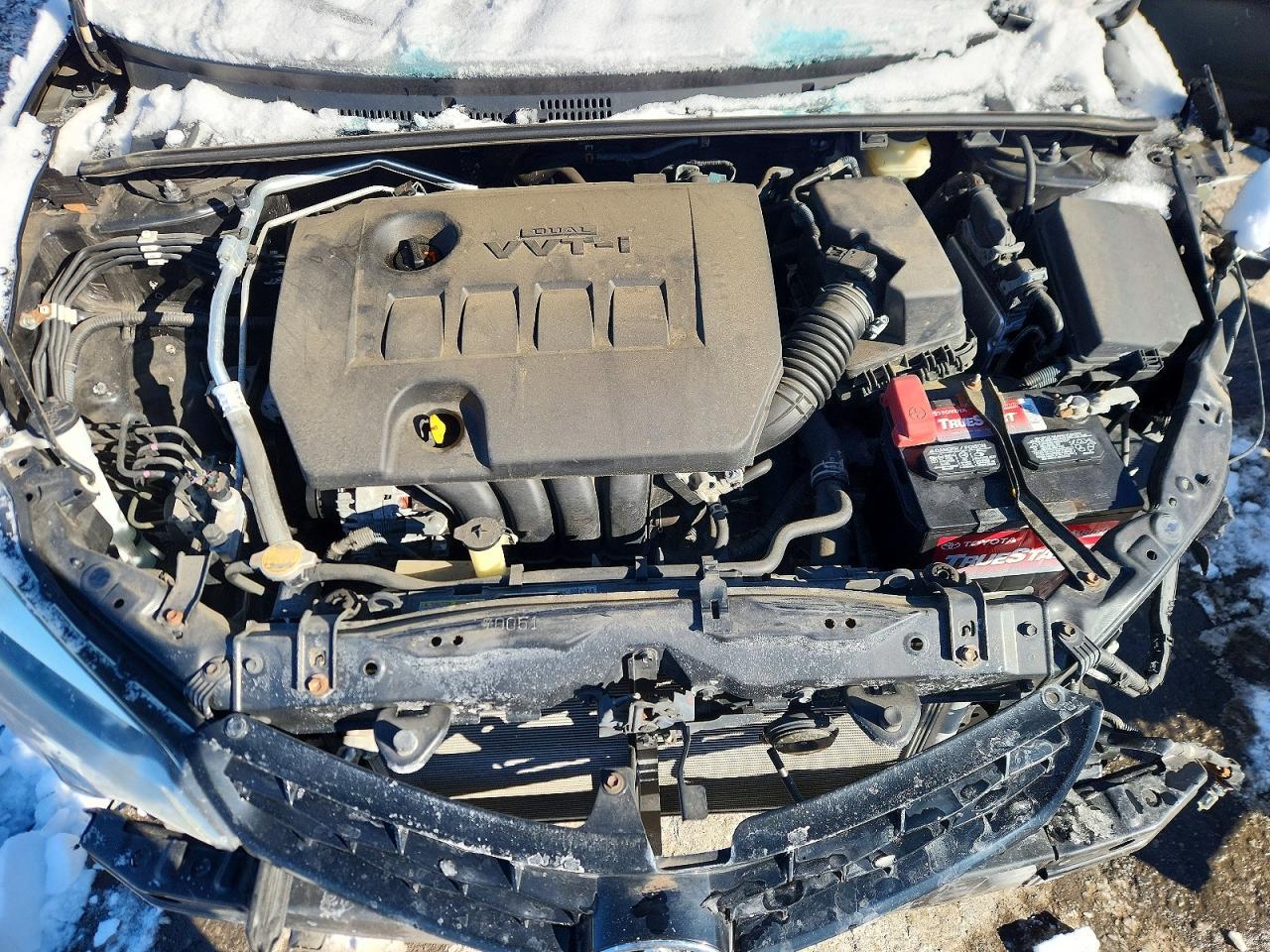 2015 TOYOTA COROLLA