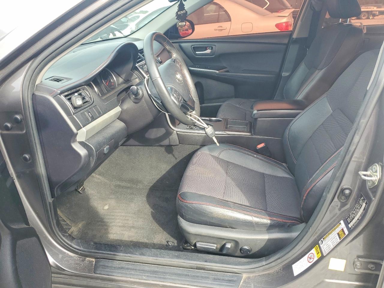 2017 TOYOTA CAMRY