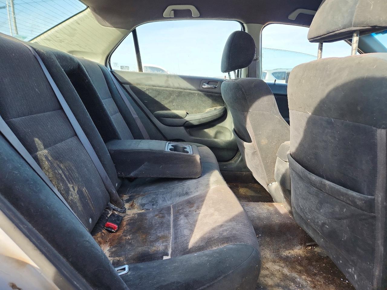 2004 HONDA ACCORD