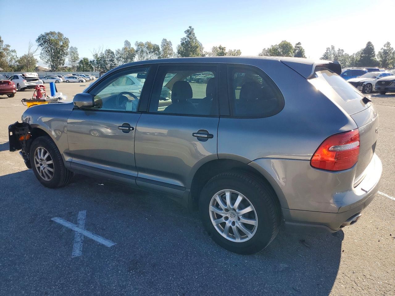 2010 PORSCHE CAYENNE