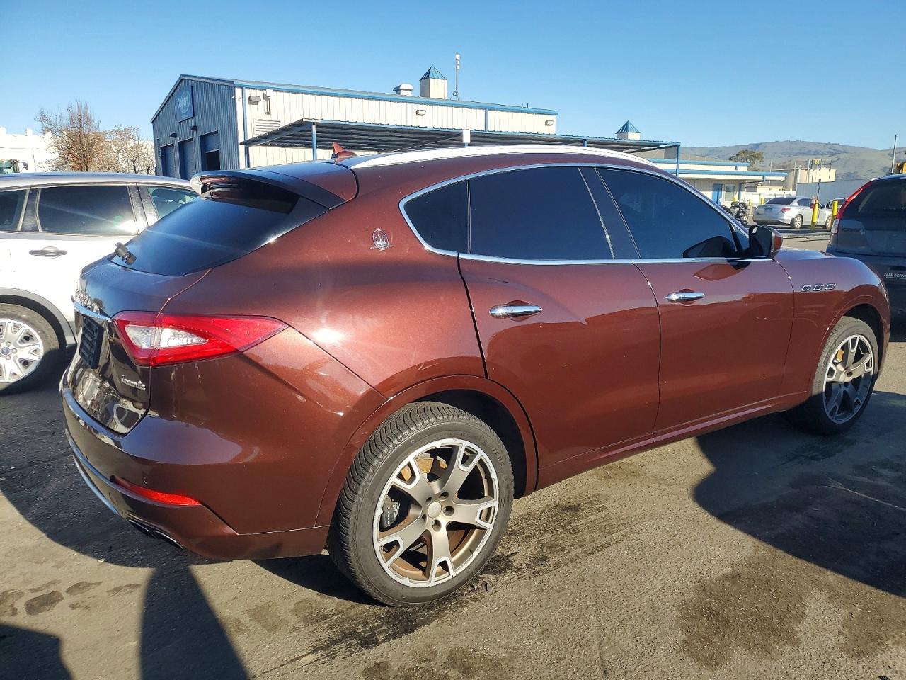 2017 MASERATI Levante