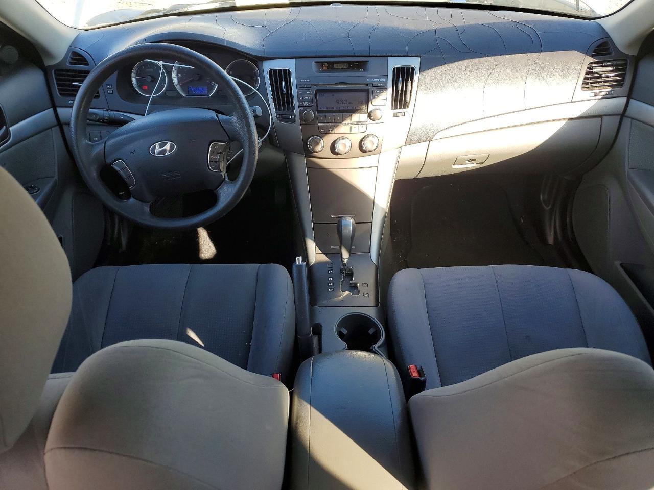 2010 HYUNDAI SONATA