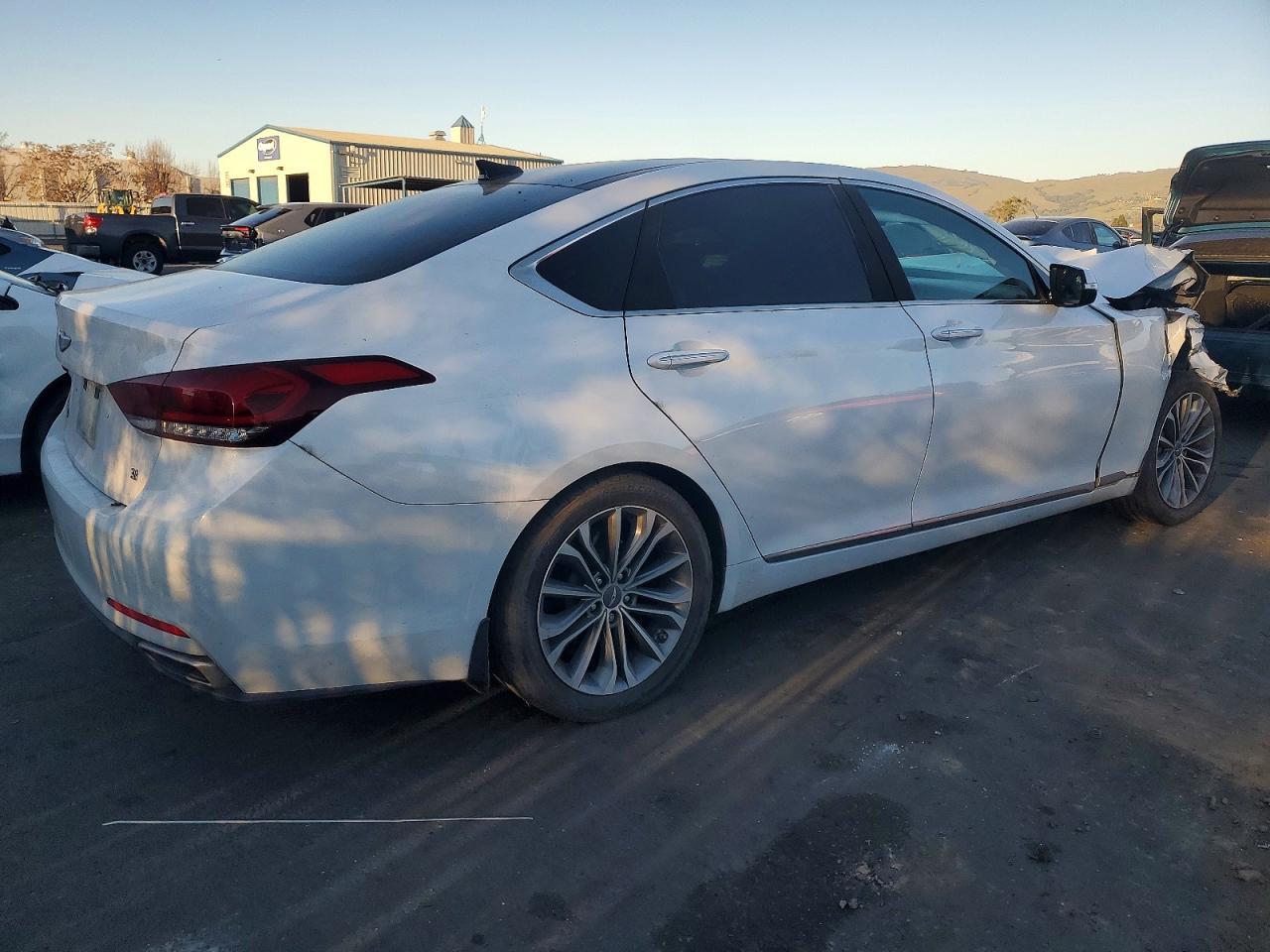 2015 HYUNDAI GENESIS