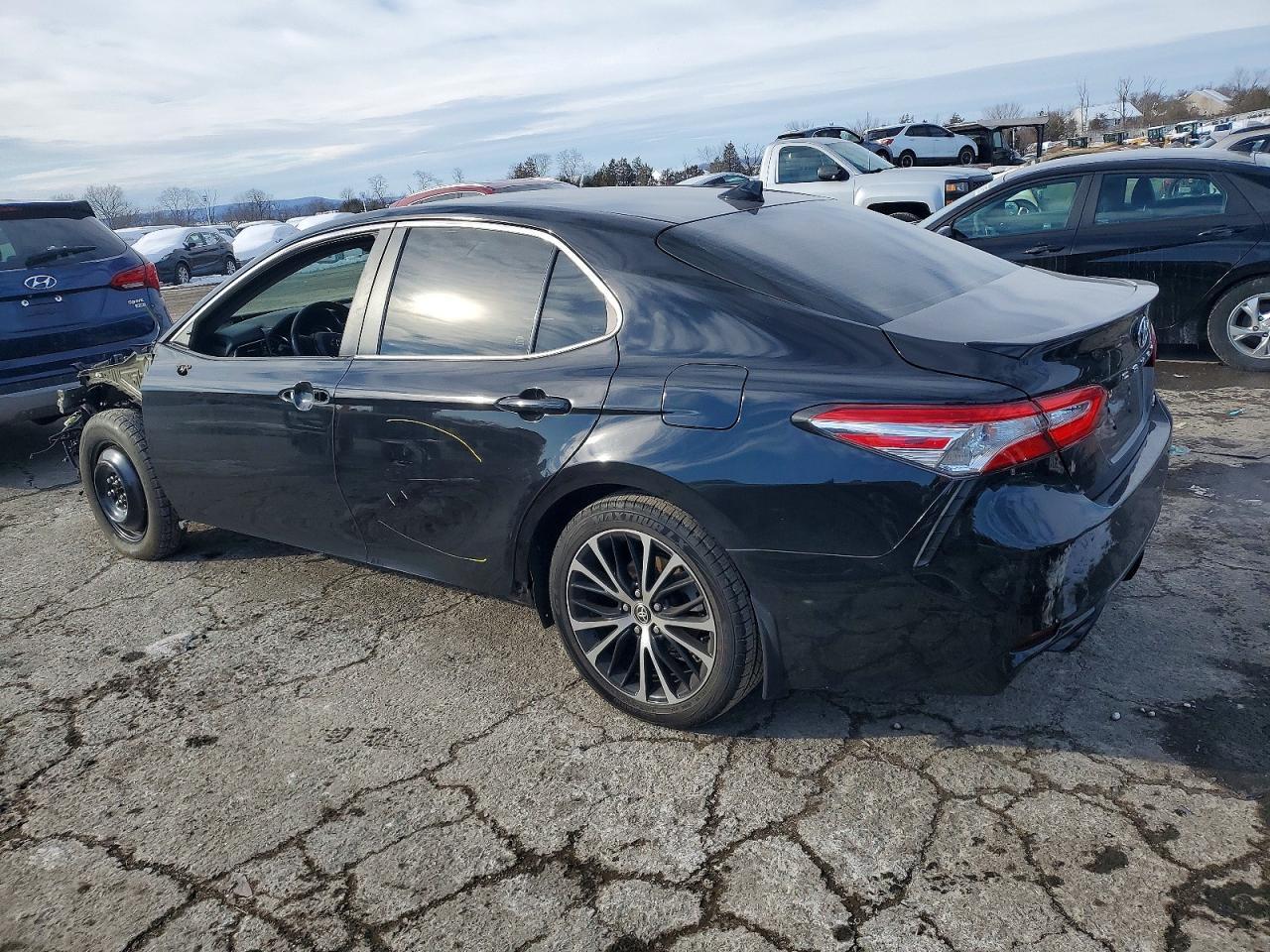 2020 TOYOTA CAMRY