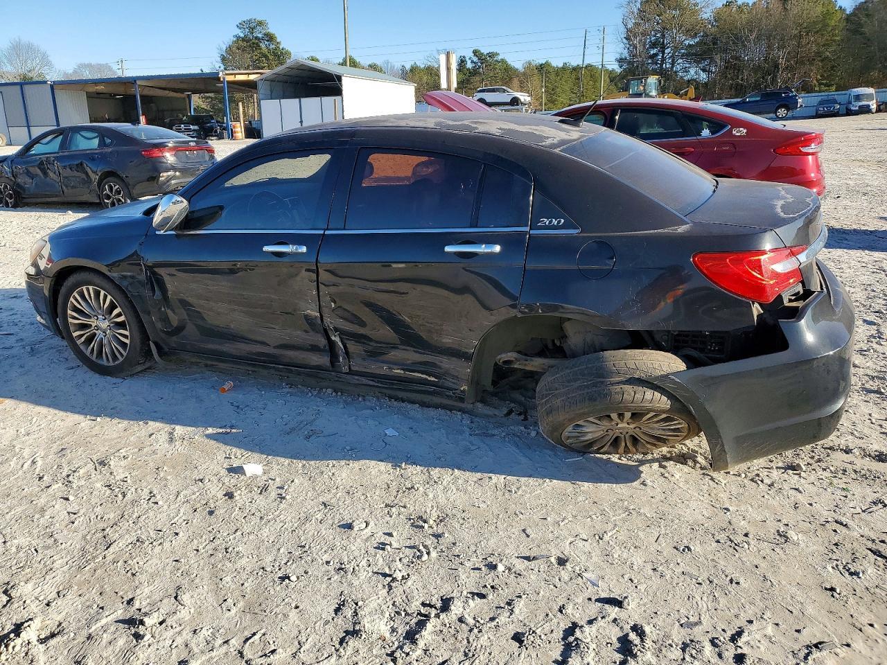 2011 CHRYSLER 200