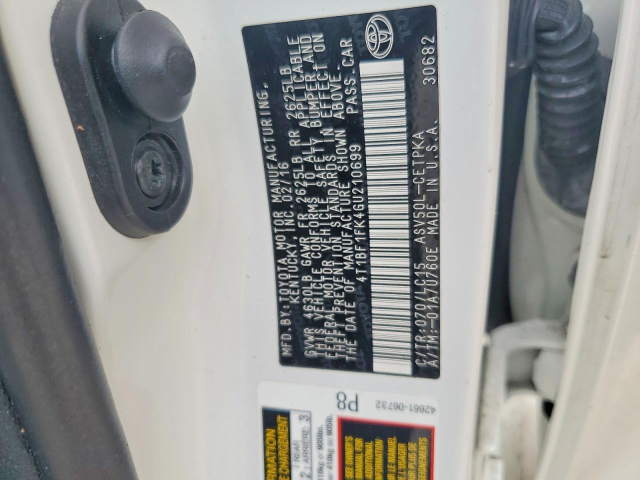 2016 TOYOTA CAMRY