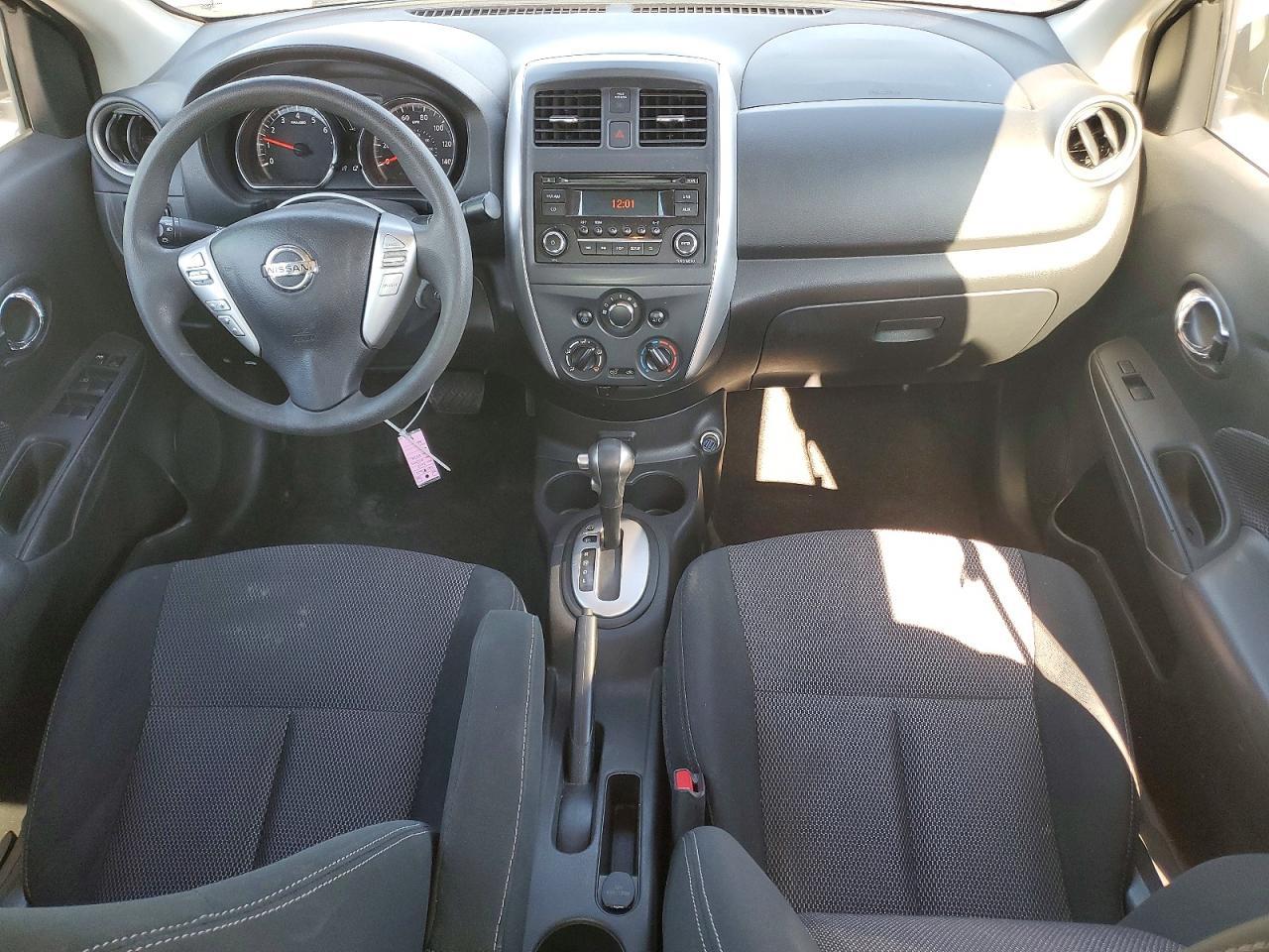 2017 NISSAN VERSA