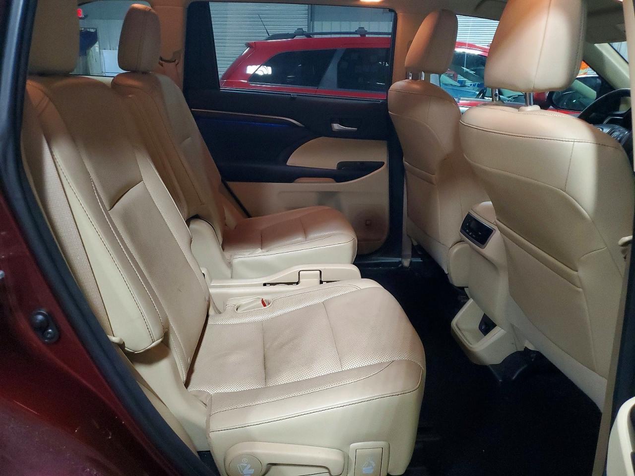 2014 TOYOTA HIGHLANDER