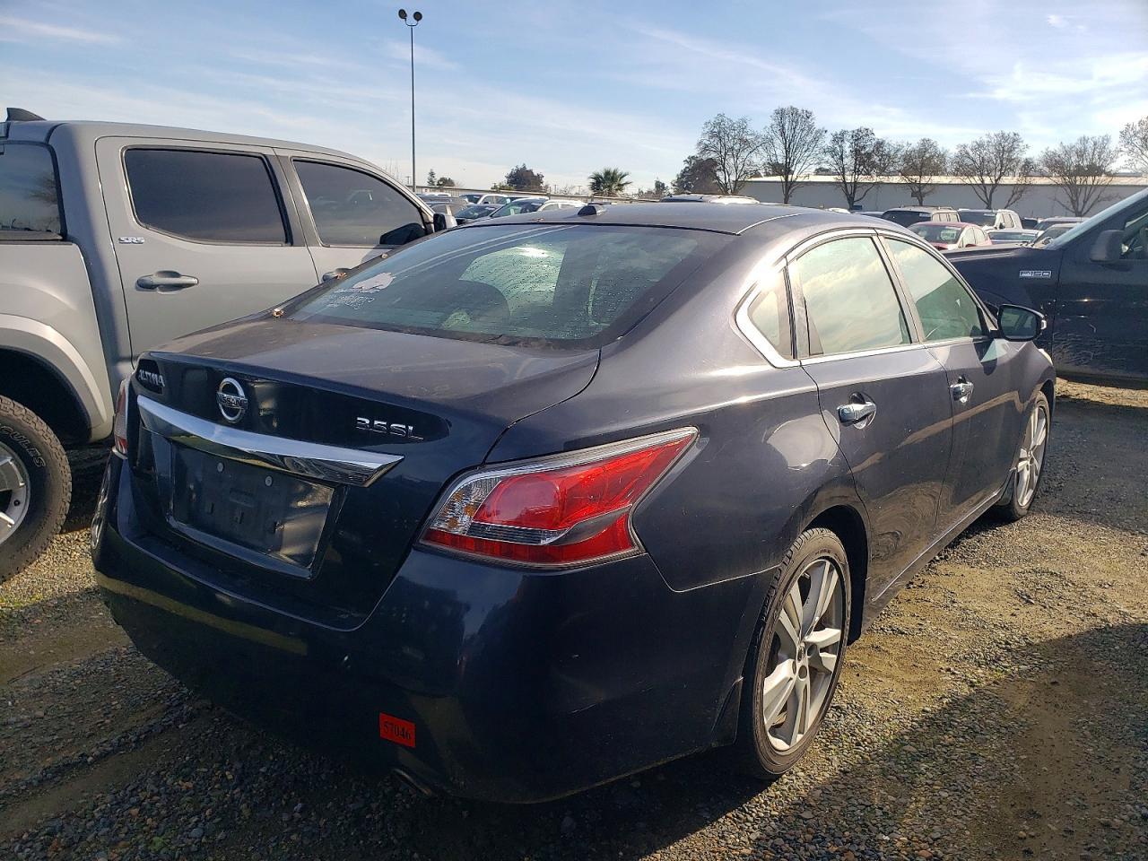 2015 NISSAN ALTIMA