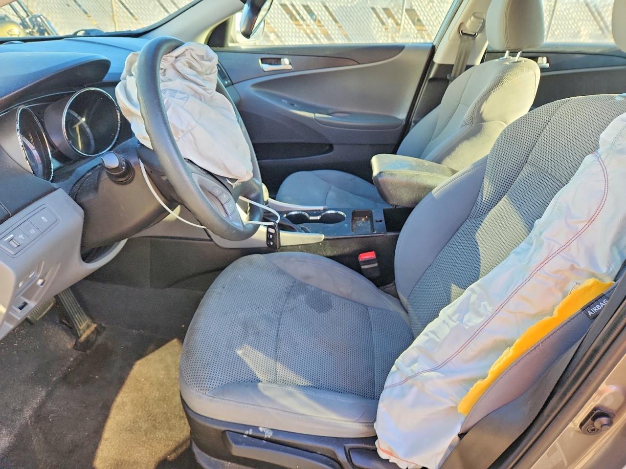 2013 HYUNDAI SONATA