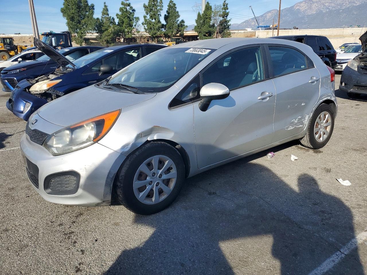 2013 KIA RIO