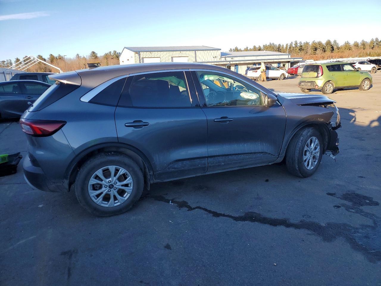 2024 FORD ESCAPE