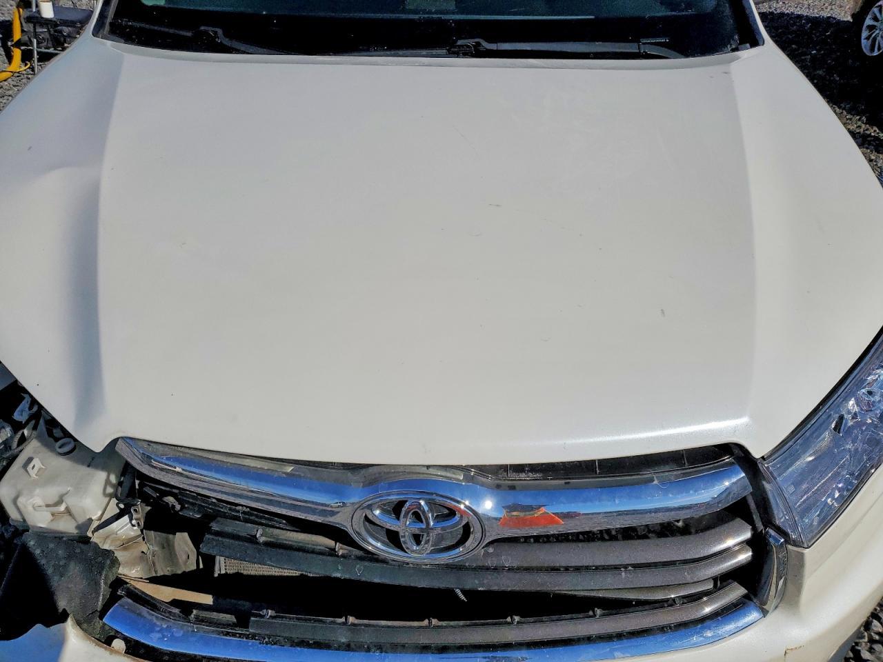 2015 TOYOTA HIGHLANDER