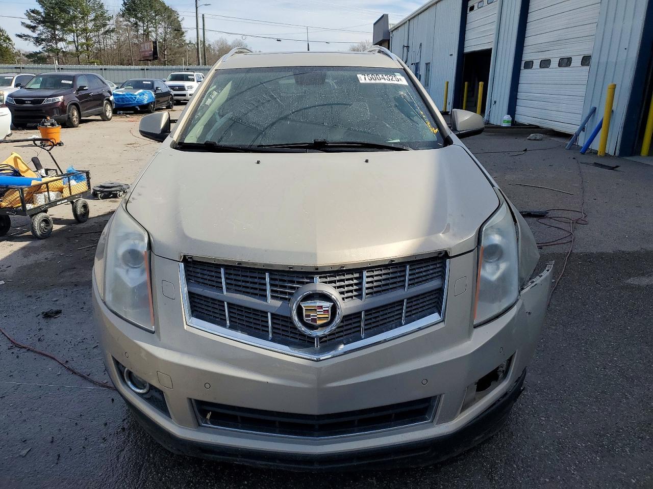 2011 CADILLAC SRX