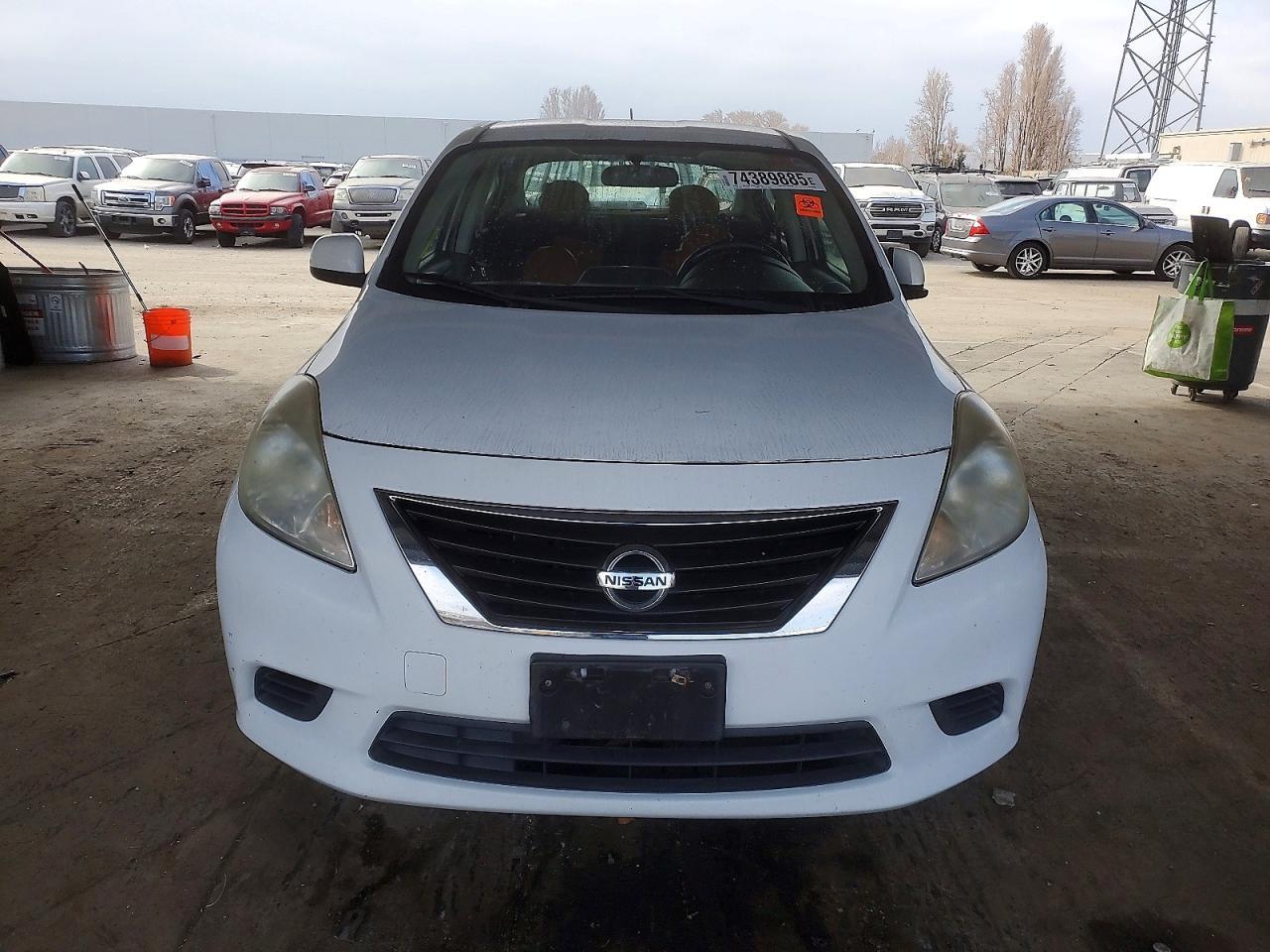2014 NISSAN VERSA