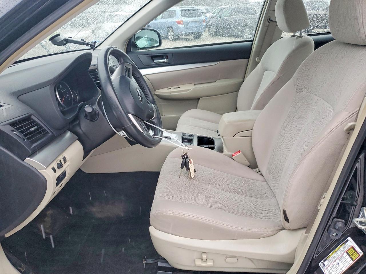 2013 SUBARU Legacy