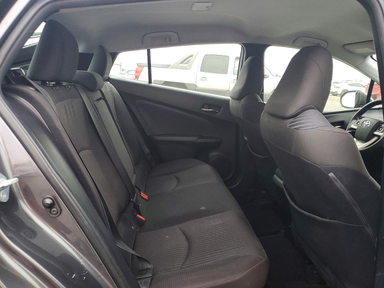 2017 TOYOTA PRIUS