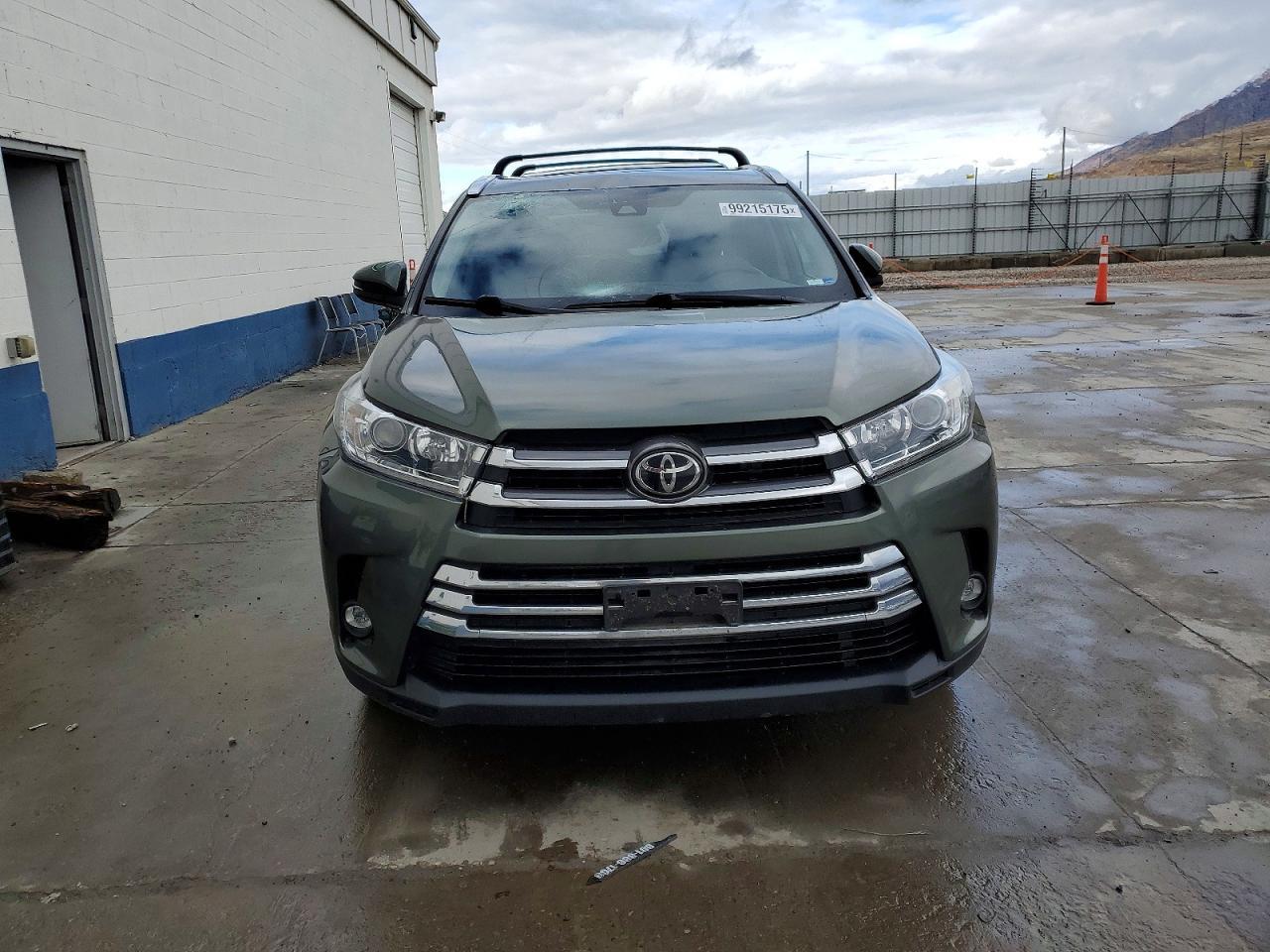 2019 TOYOTA HIGHLANDER