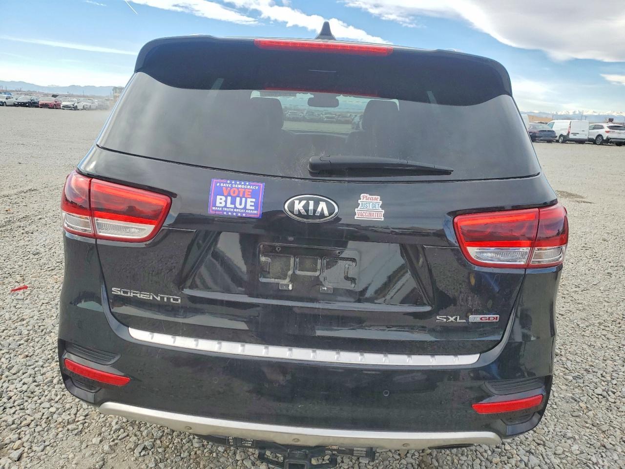 2016 KIA SORENTO