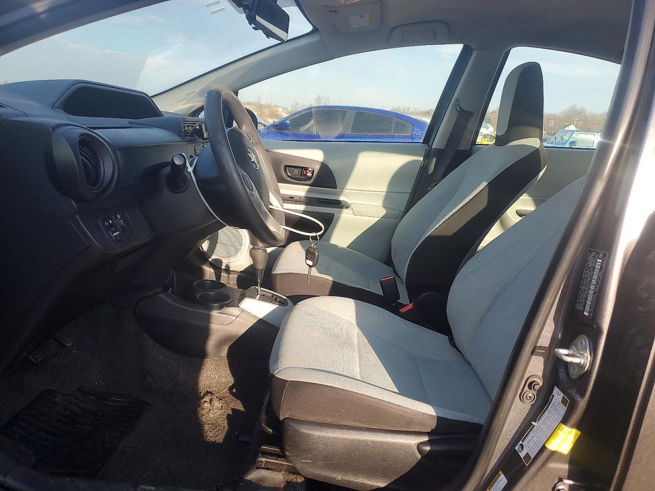 2012 TOYOTA Prius c