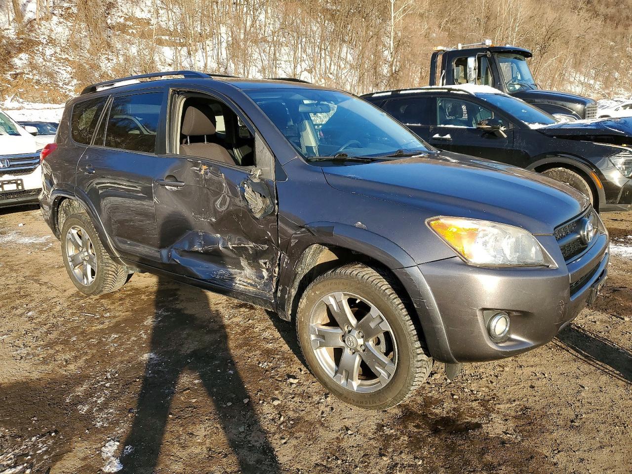 2010 TOYOTA RAV4