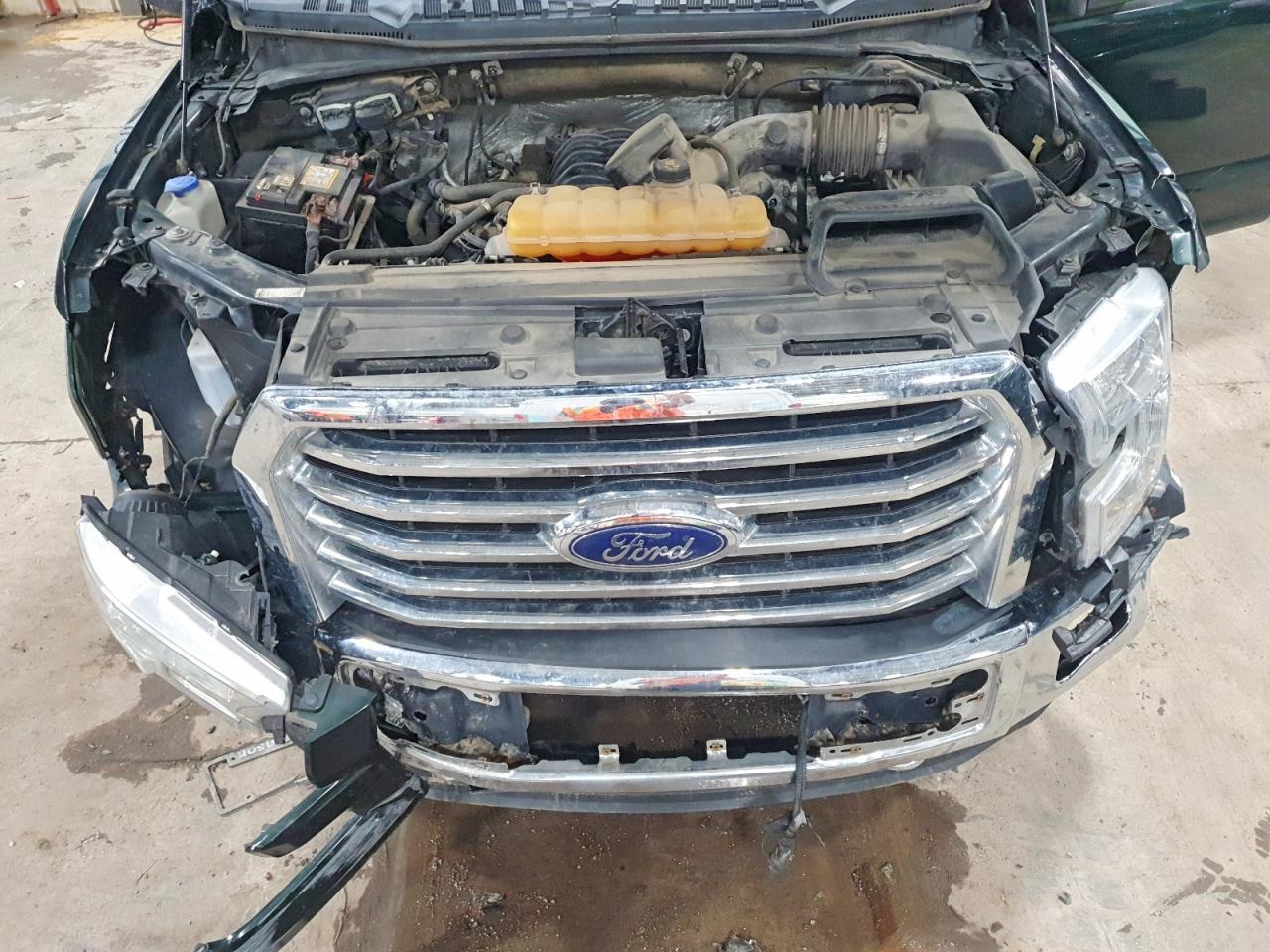 2015 FORD F-150