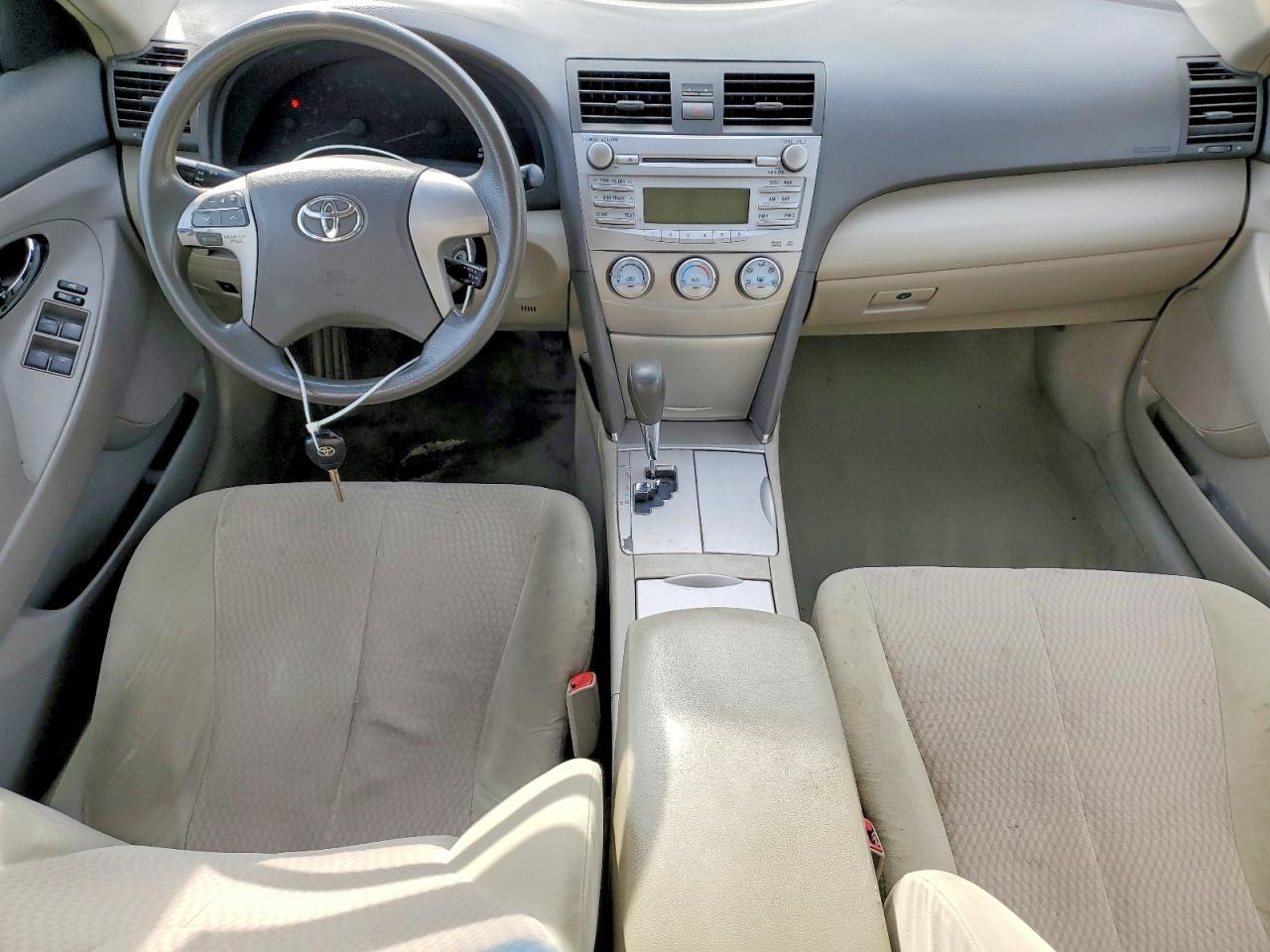 2010 TOYOTA CAMRY