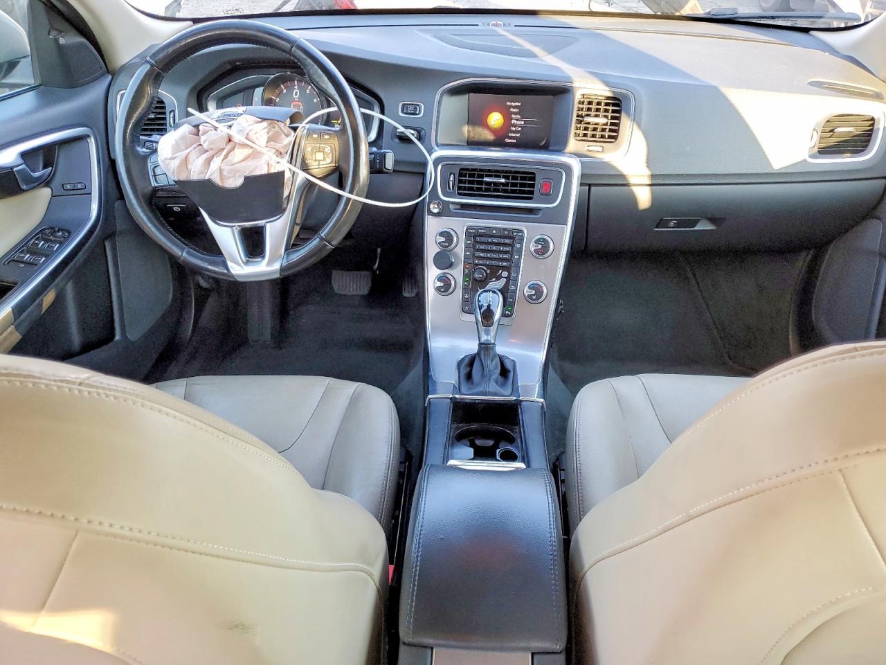 2018 VOLVO S60