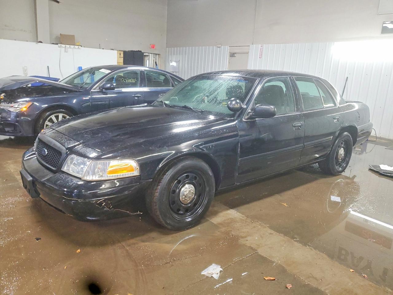 2011 FORD Crown Victoria