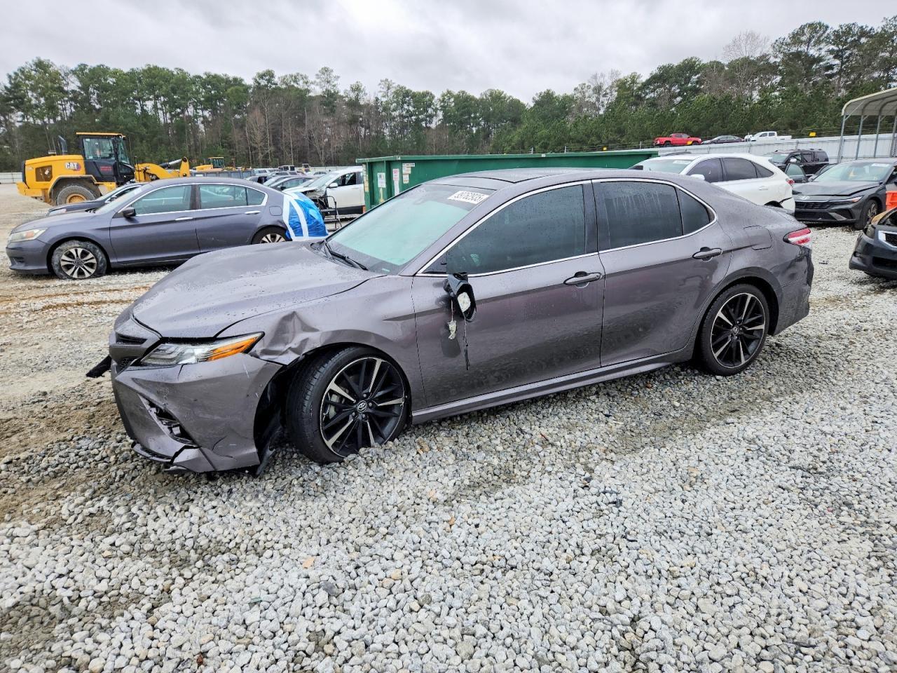 2019 TOYOTA CAMRY