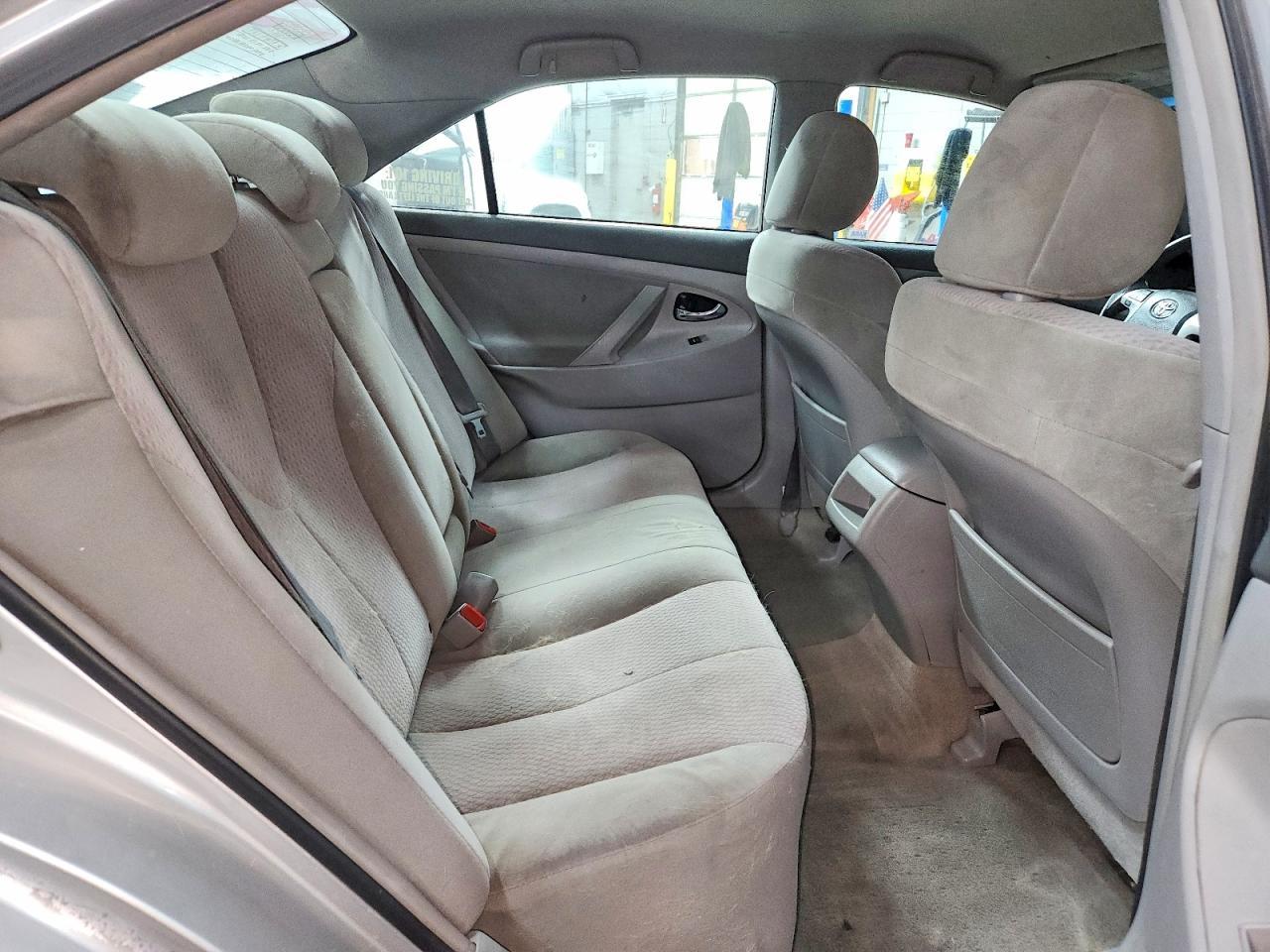 2010 TOYOTA CAMRY
