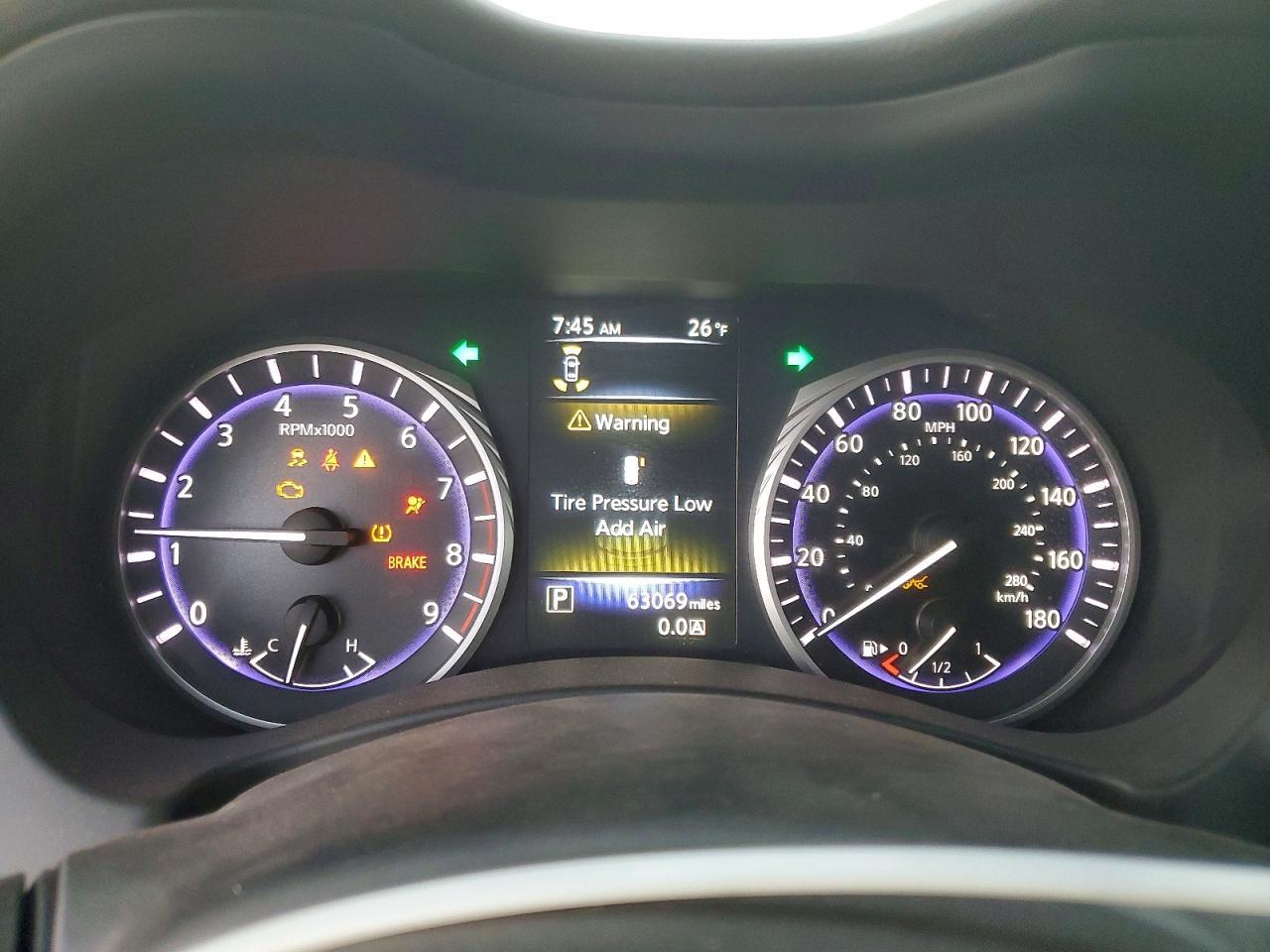 2017 INFINITI Q60