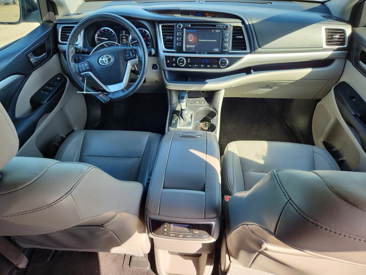 2016 TOYOTA HIGHLANDER
