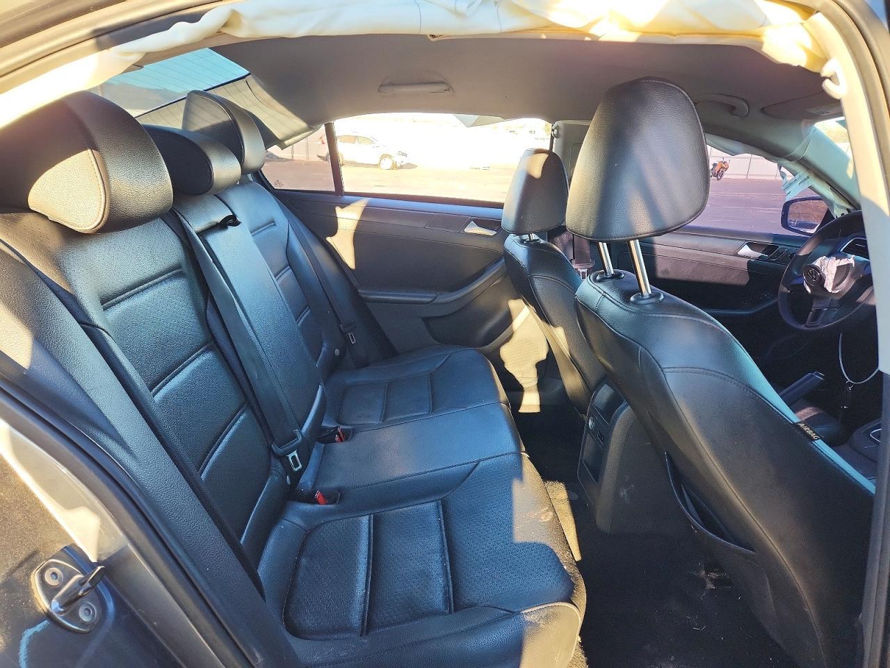 2014 VOLKSWAGEN JETTA