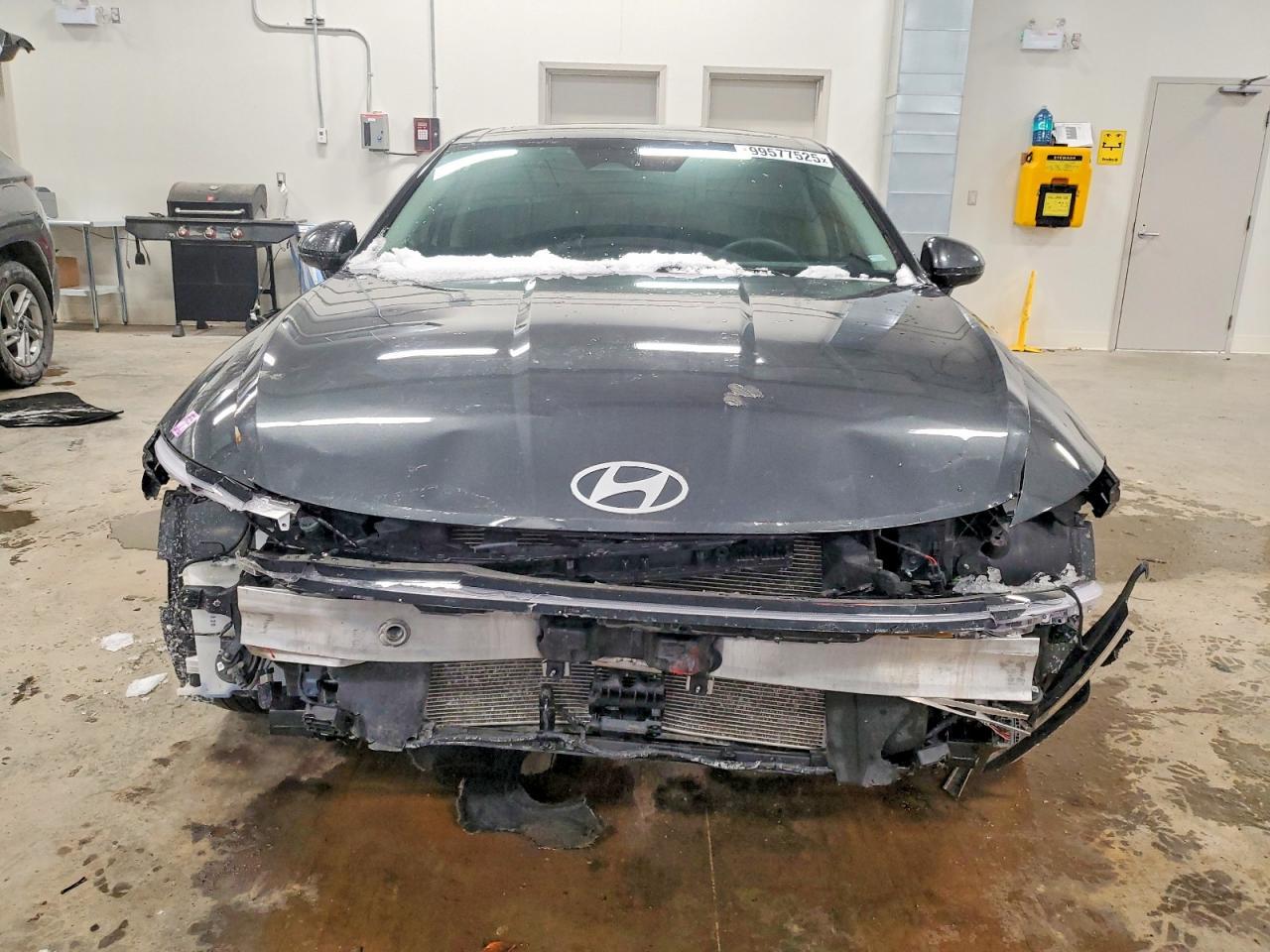 2025 HYUNDAI SONATA