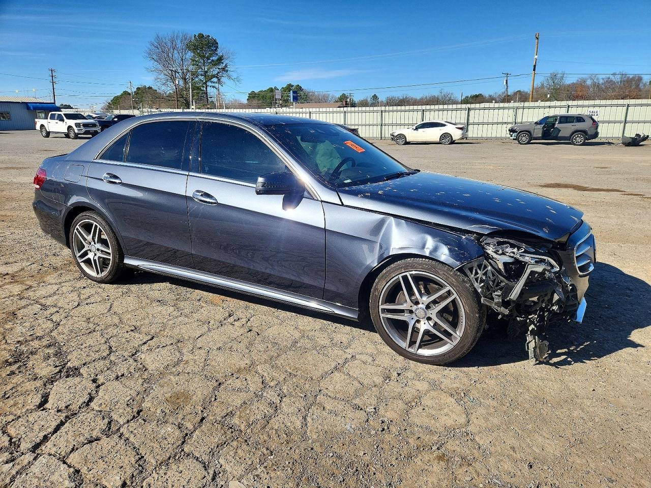 2016 MERCEDES-BENZ E-Class