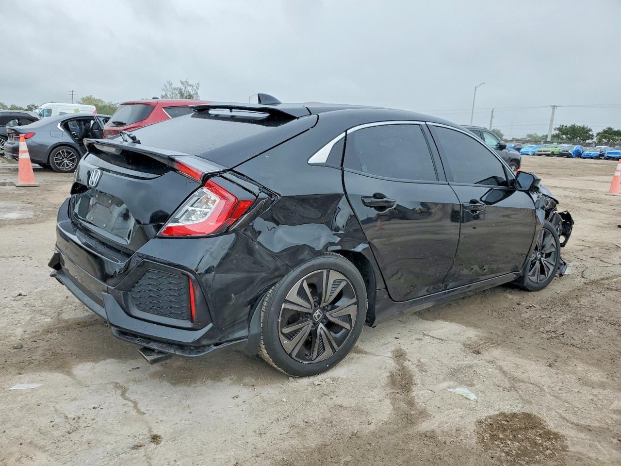2018 HONDA CIVIC